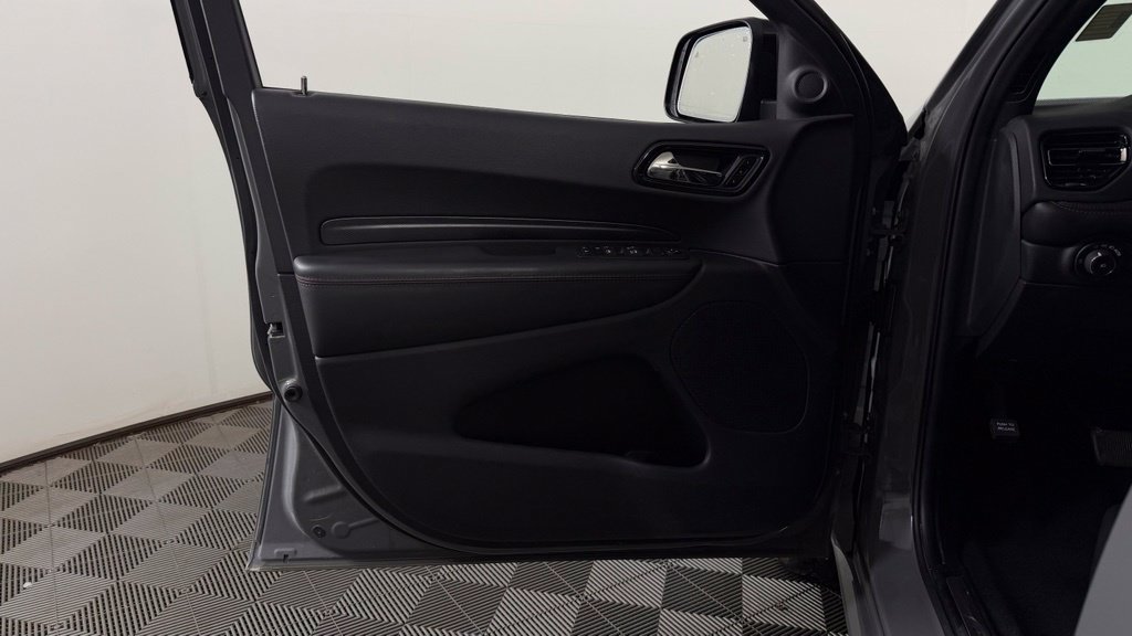 Used 2023 Dodge Durango R/T AWD/4WD image 16