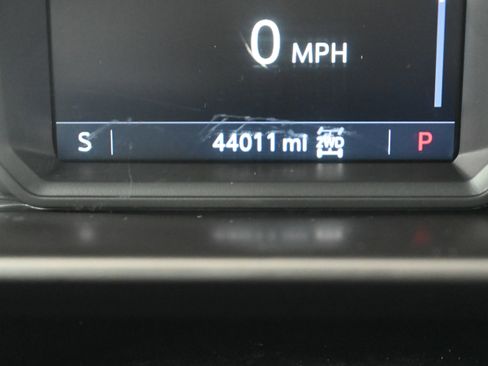 Used 2021 GMC Sierra 1500 Elevation image 22