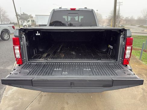 Used 2022 Ford F250 Lariat w/ Tremor Off-Road Package image 9