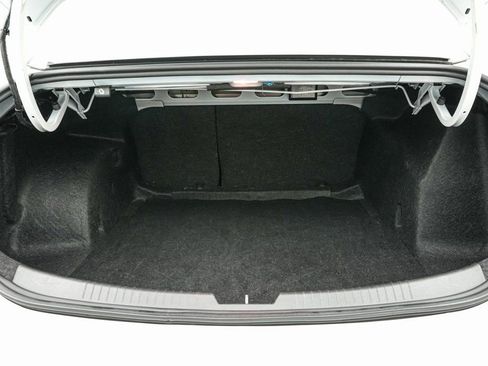 Used 2023 Chevrolet Malibu LT image 19