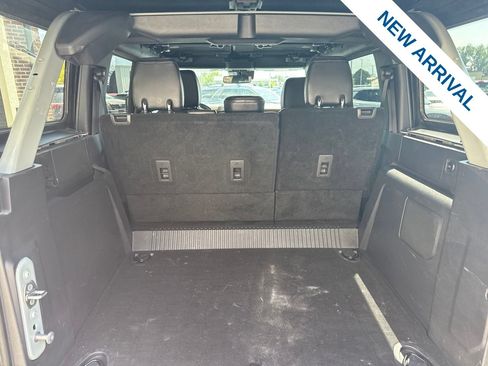 Used 2024 Ford Bronco Wildtrak AWD/4WD image 13