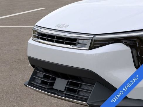 New 2025 Kia K4 EX image 12