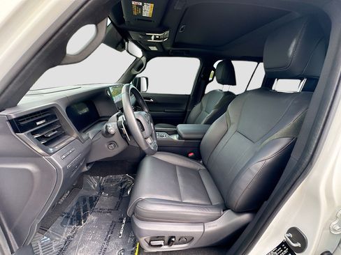 Used 2024 Lexus GX 550 AWD/4WD image 20
