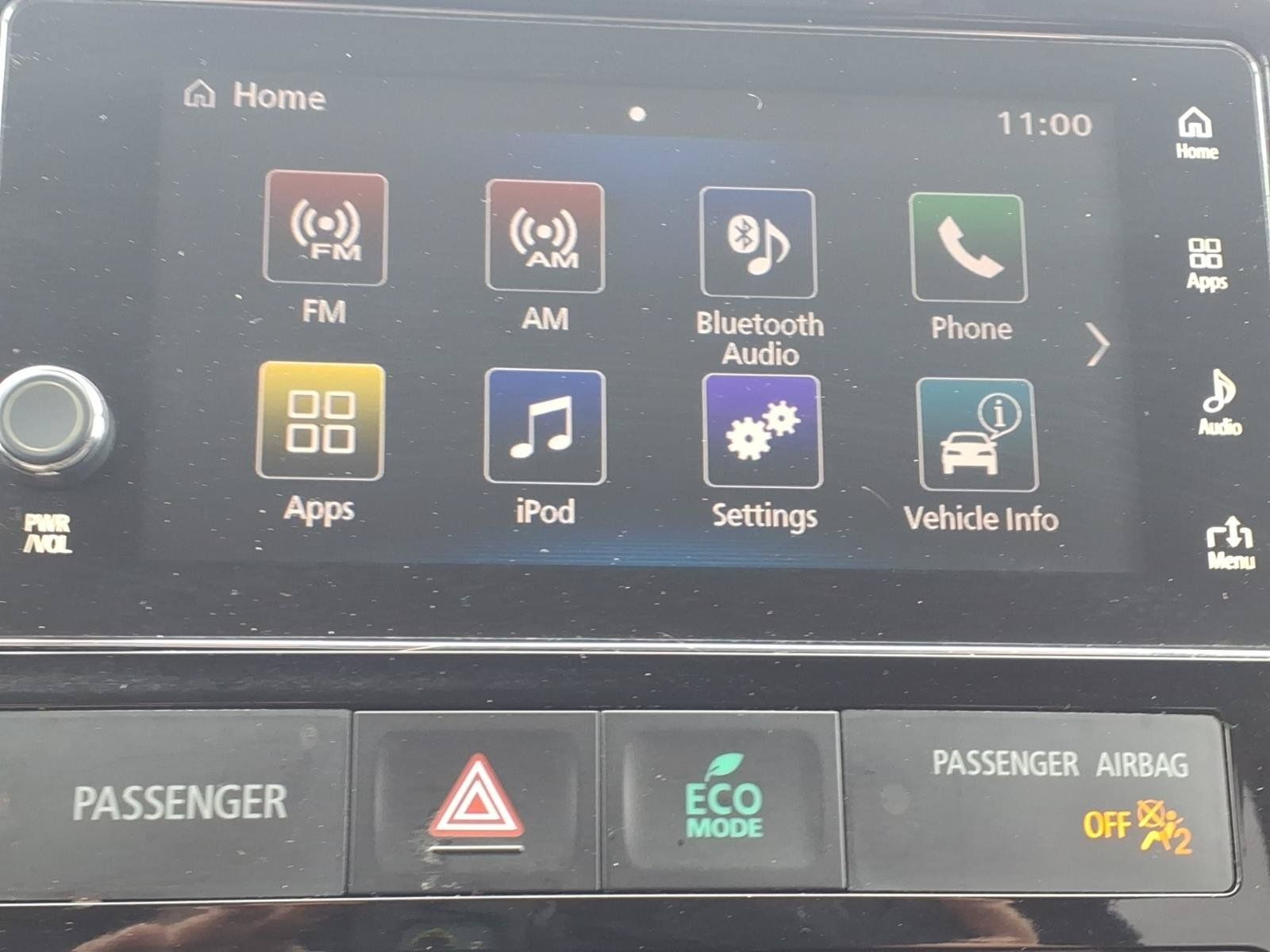 Used 2017 Mitsubishi Outlander SE AWD/4WD image 18