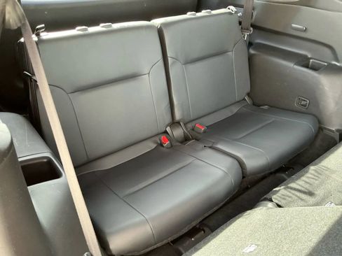 Used 2024 Mitsubishi Outlander SE image 18