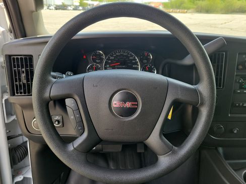 Used 2024 GMC Savana 2500 w/ Driver Convenience Package RWD image 20