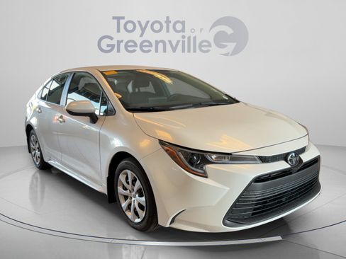 Certified 2026 Toyota Corolla LE FWD image 8