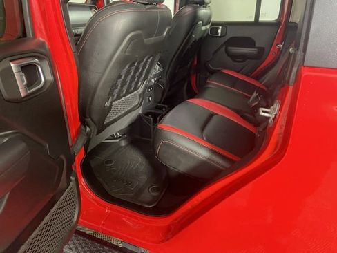 Used 2022 Jeep Gladiator Mojave w/ Cold Weather Group image 16