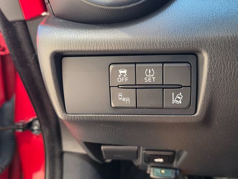 Used 2016 MAZDA MX-5 Miata Grand Touring RWD image 41