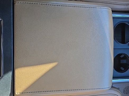 Used 2022 Ford F350 Lariat w/ Lariat Ultimate Package image 36