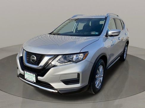 Used 2019 Nissan Rogue SV image 10