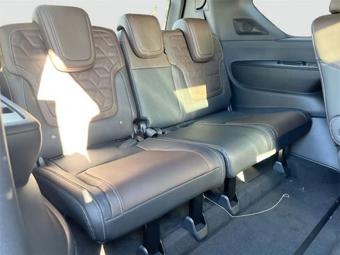 New 2025 Nissan Armada Platinum image 32