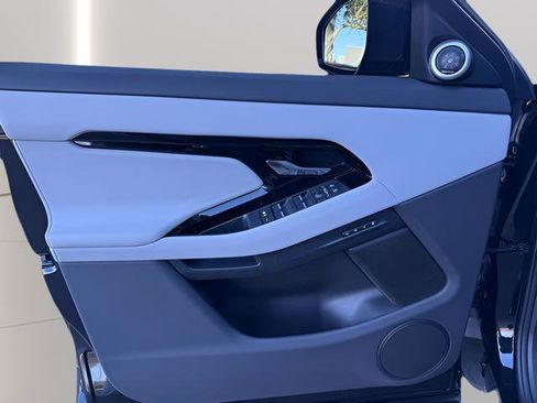 Certified 2025 Land Rover Range Rover Evoque S image 15