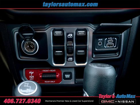 Used 2019 Jeep Wrangler Unlimited Rubicon w/ Cold Weather Group AWD/4WD image 19
