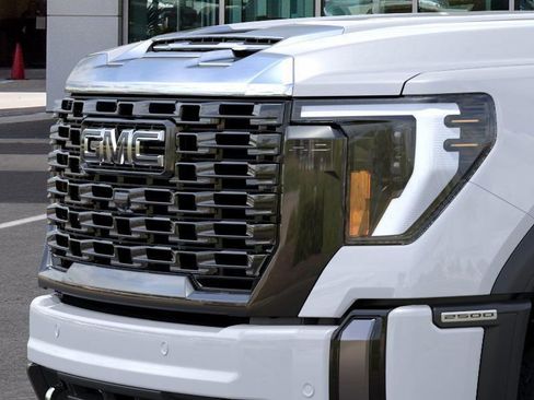 New 2026 GMC Sierra 2500 Denali Ultimate image 13