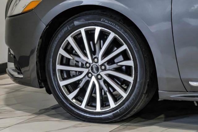 Used 2019 Lincoln Continental Select FWD image 70