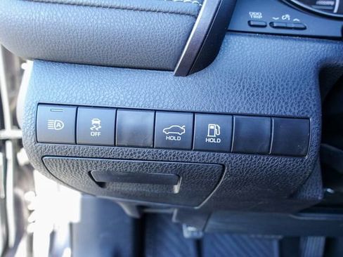 Certified 2023 Toyota Camry SE image 24