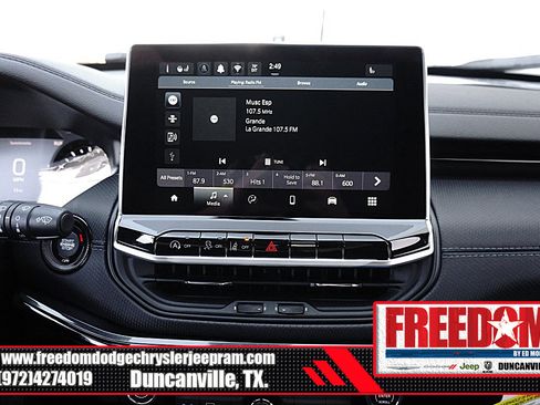 New 2026 Jeep Compass Latitude image 21