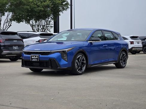 New 2026 Kia K4 GT-Line Turbo FWD image 2