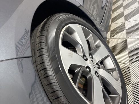 Used 2020 Kia Optima S image 33