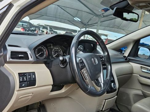 Used 2016 Honda Odyssey EX-L image 8