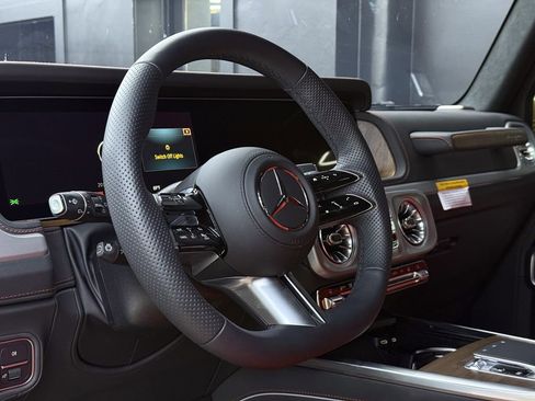 Used 2025 Mercedes-Benz G 580 w/ EQ Technology image 14