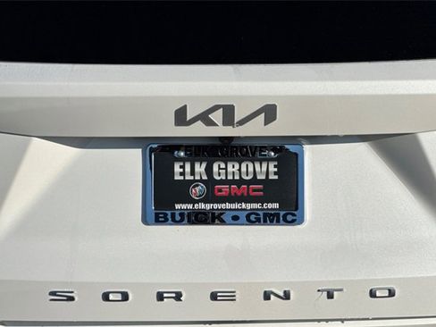 Used 2022 Kia Sorento S image 51
