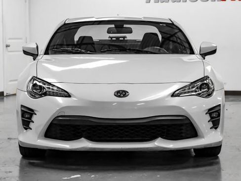 Used 2020 Toyota 86 RWD image 5