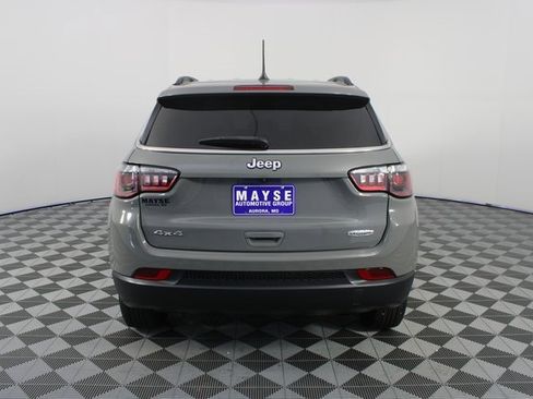 Used 2023 Jeep Compass Latitude image 22