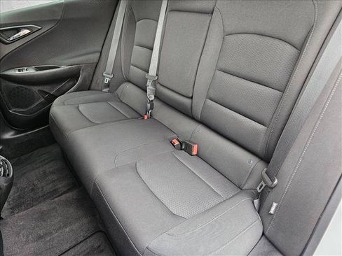 Used 2018 Chevrolet Malibu LT FWD image 19
