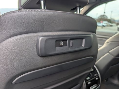 Used 2020 BMW X5 xDrive40i w/ Premium Package image 22