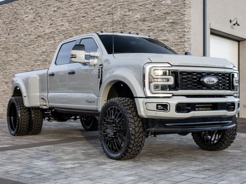 Used 2026 Ford F450 Platinum w/ Platinum Plus Package image 8