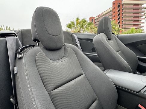 Used 2015 Chevrolet Camaro LT image 7