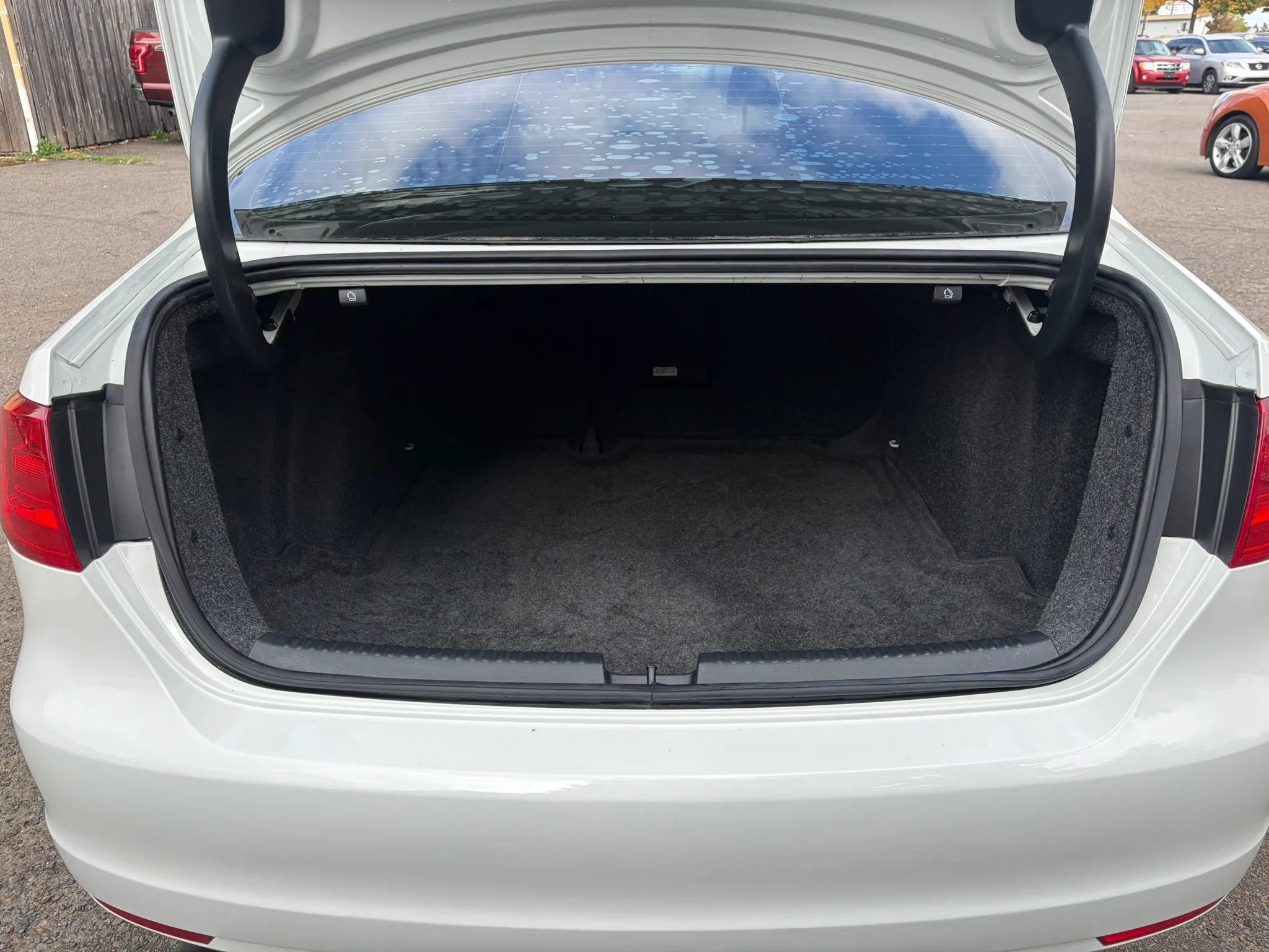 Used 2014 Volkswagen Jetta SE FWD image 15