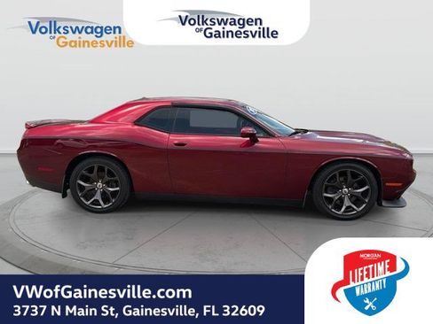 Used 2019 Dodge Challenger GT RWD image 4