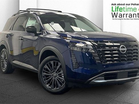 New 2026 Nissan Pathfinder SL image 1