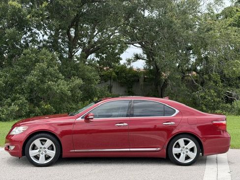 Used 2011 Lexus LS 460 w/ Luxury Value Edition RWD image 2