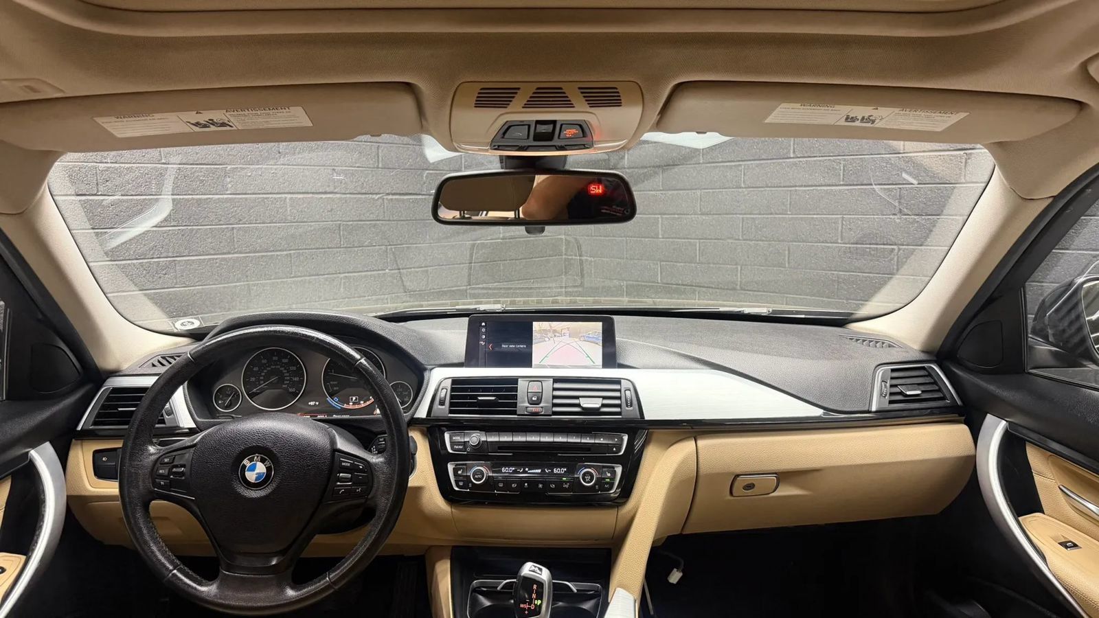 Used 2018 BMW 320i Sedan RWD image 12