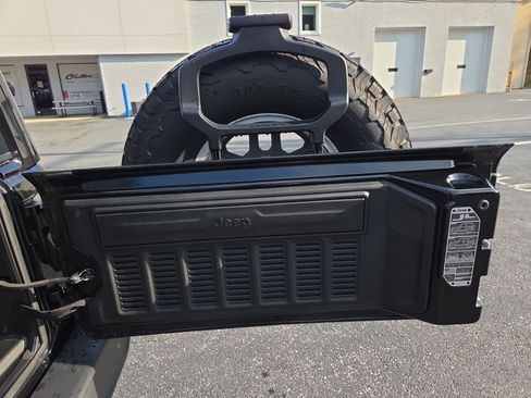 Certified 2022 Jeep Wrangler Unlimited Sport AWD/4WD image 29