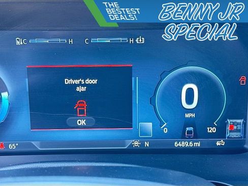 Used 2025 Ford F150 Lightning Flash image 12