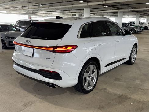 Used 2025 Audi Q5 Prestige AWD/4WD image 8