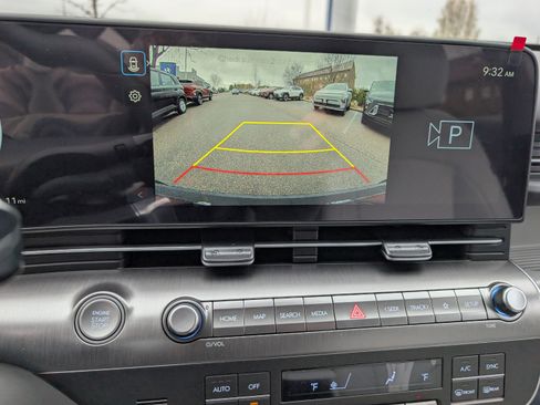 New 2025 Hyundai Kona SEL image 18