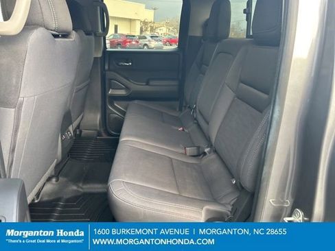 Used 2023 Nissan Frontier SV w/ SV Convenience Package image 33