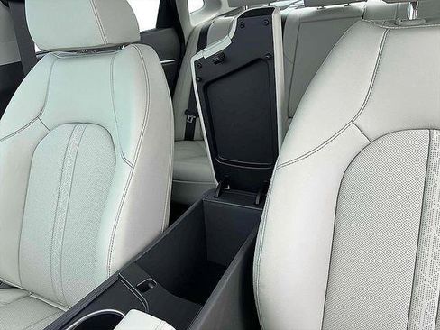 New 2025 Hyundai Sonata Limited FWD image 19