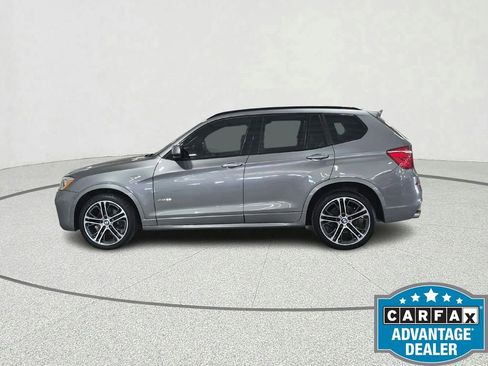 Used 2017 BMW X3 xDrive28i AWD/4WD image 2