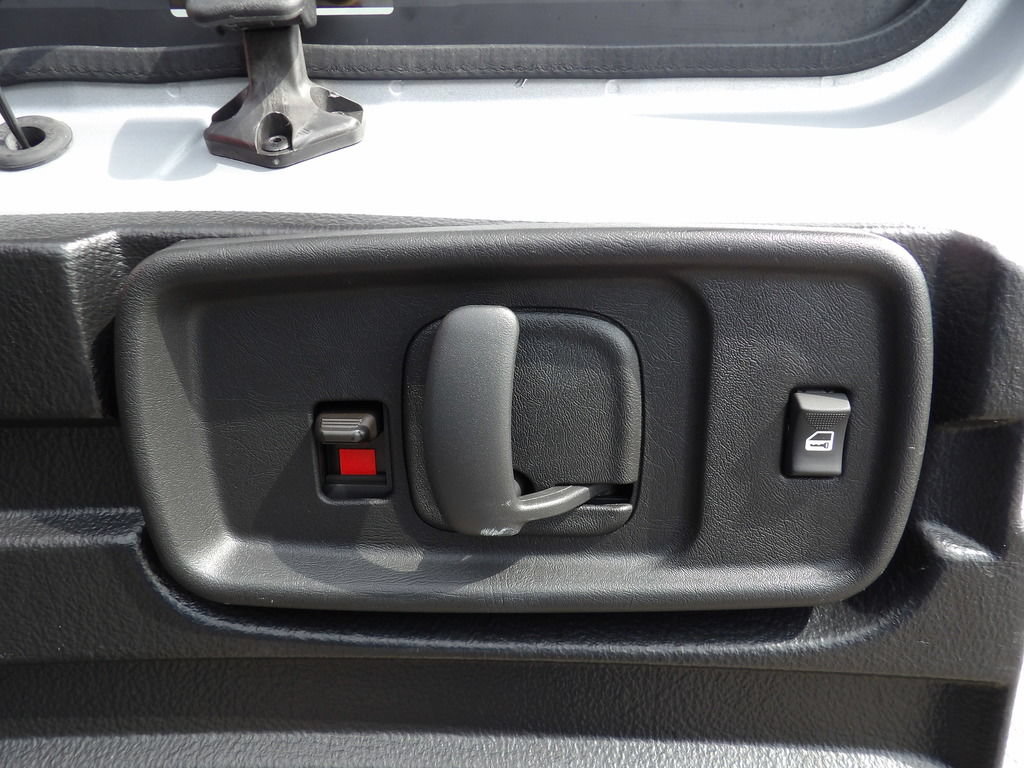 Used 2023 GMC Savana 2500 w/ Driver Convenience Package RWD image 46