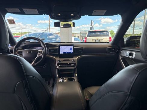 Used 2023 Ford Explorer Timberline w/ Timberline Technology Package AWD/4WD image 18