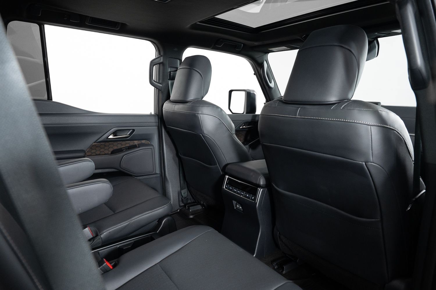 Used 2025 Lexus GX 550 AWD/4WD image 24