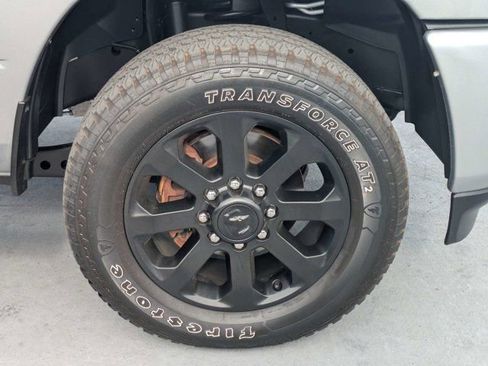 Used 2024 RAM 2500 Big Horn w/ Night Edition image 11