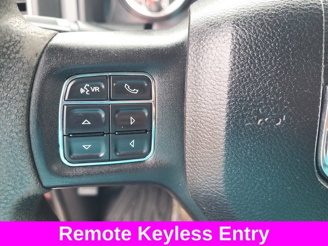 Used 2014 RAM 3500 Tradesman w/ Chrome Appearance Group AWD/4WD image 17